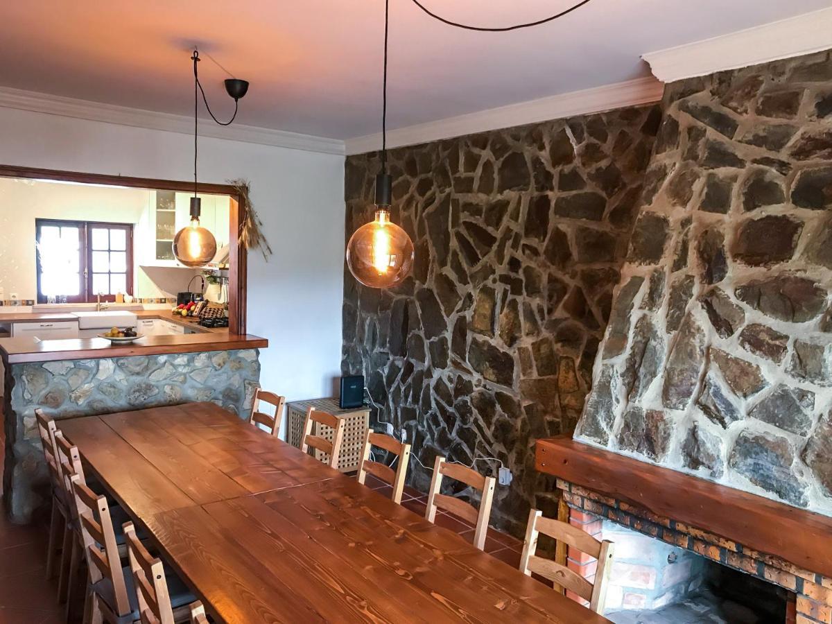 The Far End Surf House - Surf & Yoga Holidays Lourinhã Zewnętrze zdjęcie